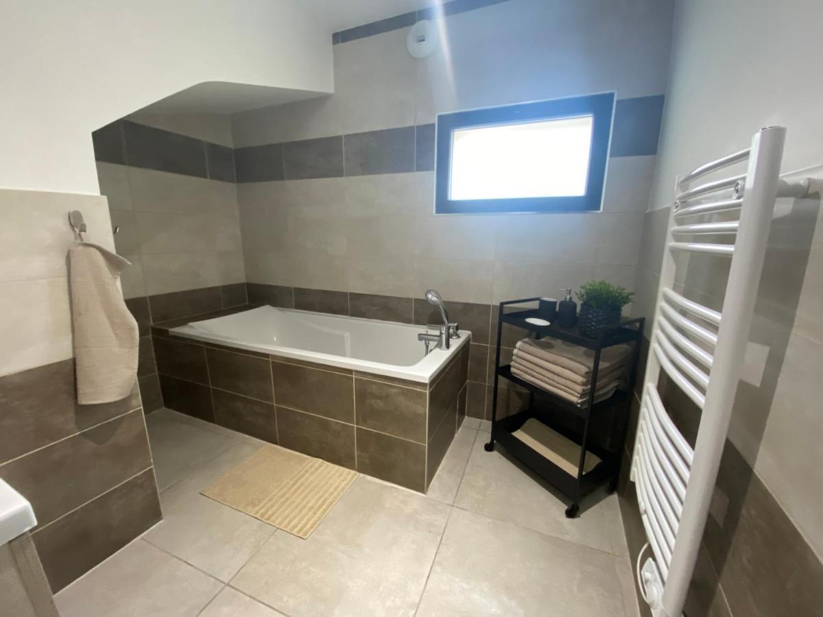 Maison De Charme En Campagne Villa Montelimar Bagian luar foto